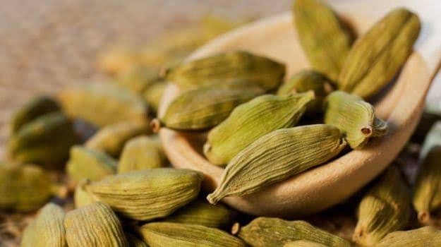 Organic Green Cardamom Pods - Cooking Ingredient, Culinary Uses, Adds Flavour And Aroma, Indian Cooking Ingredient| OGOC